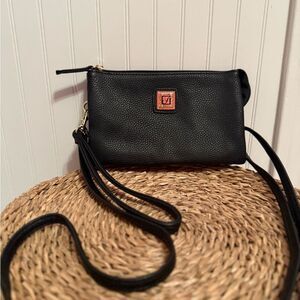 Stone Mountain Elegant Black Leather Crossbody Bag - Great Condition